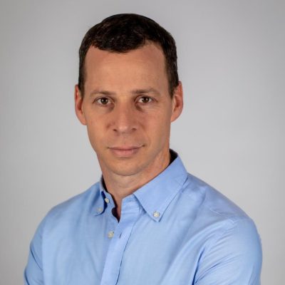 אורח מיוחד לפאנל שישי:<br>עמית סגל